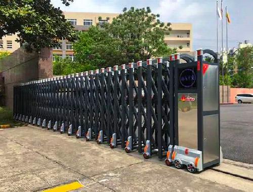 企業(yè)廠(chǎng)區(qū)電動(dòng)伸縮門(mén)案例